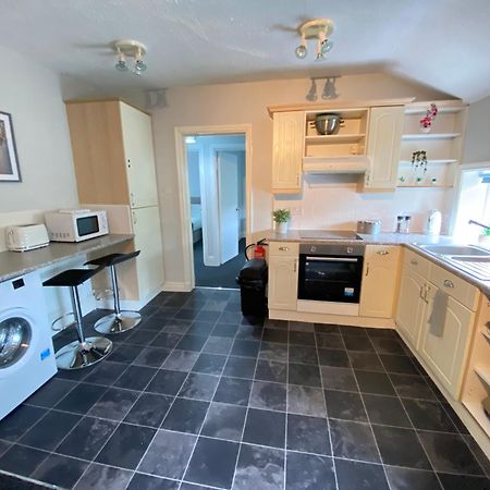 Cottage Style 2 Bedroom Apt In City, Near Utilita Arena & Free Parking Birmingham Exterior foto