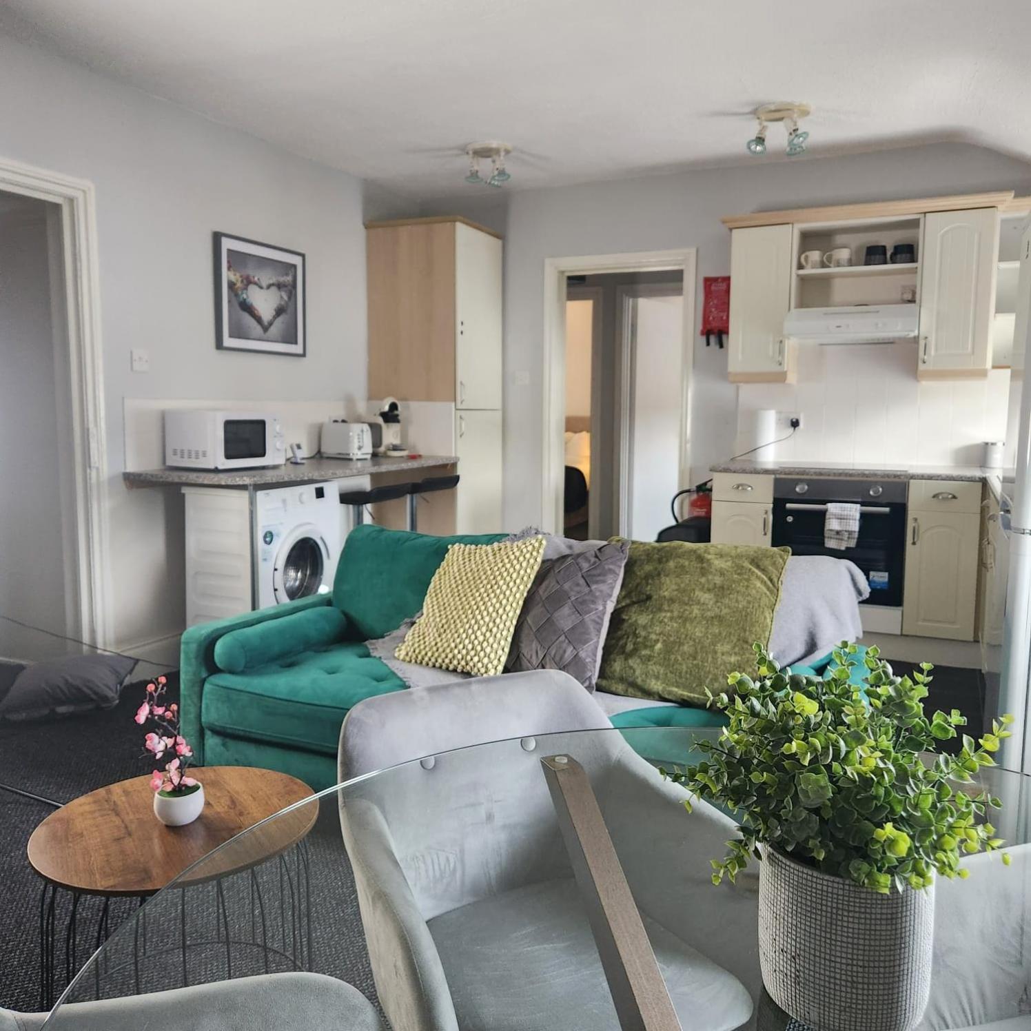 Cottage Style 2 Bedroom Apt In City, Near Utilita Arena & Free Parking Birmingham Exterior foto