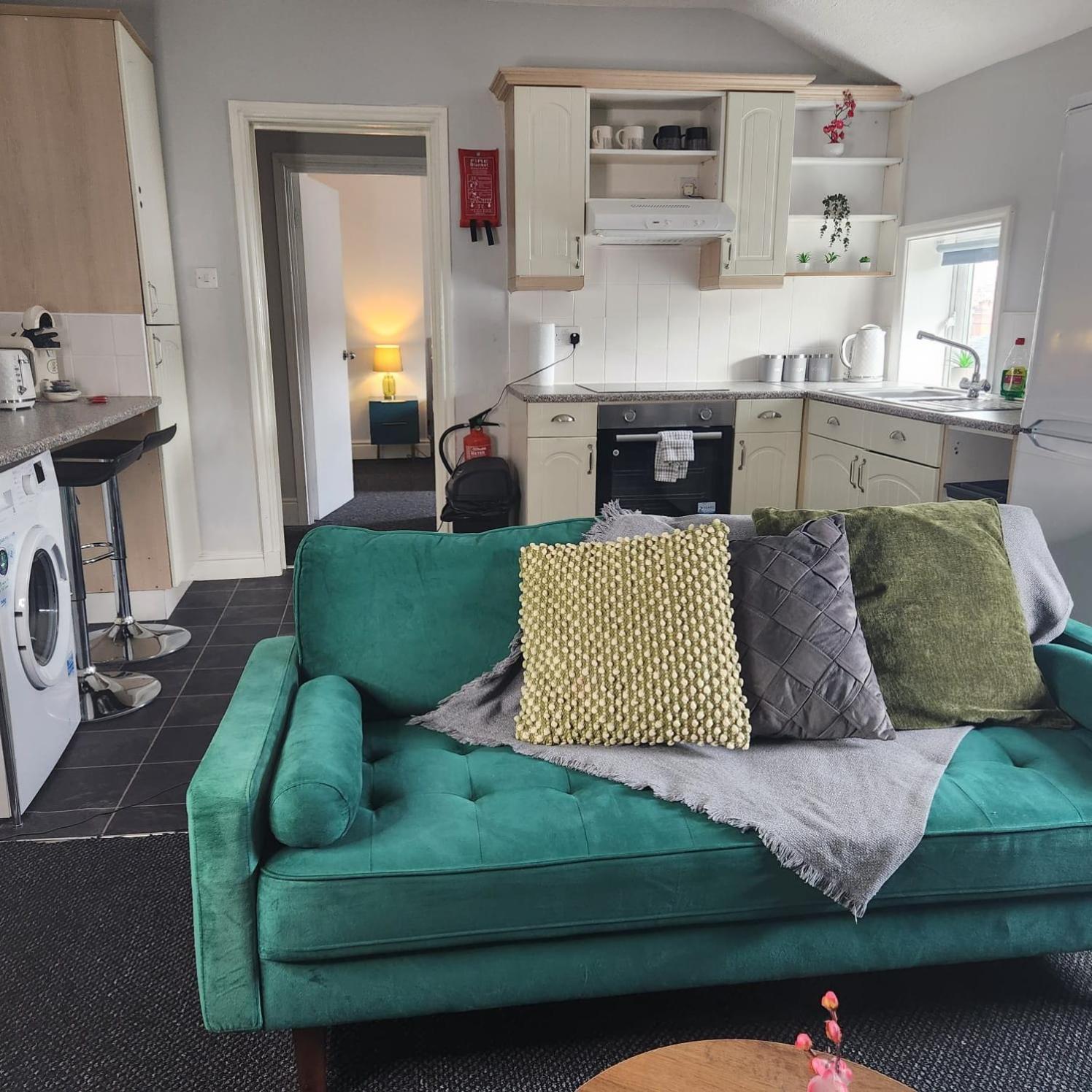 Cottage Style 2 Bedroom Apt In City, Near Utilita Arena & Free Parking Birmingham Exterior foto